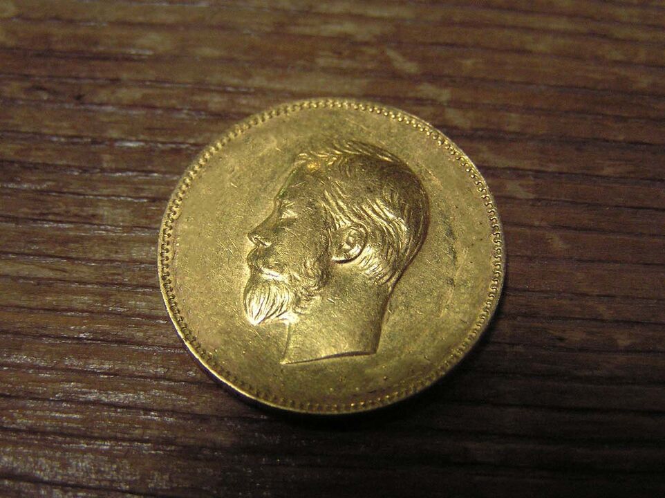 Gold coin for financial wellbeing
