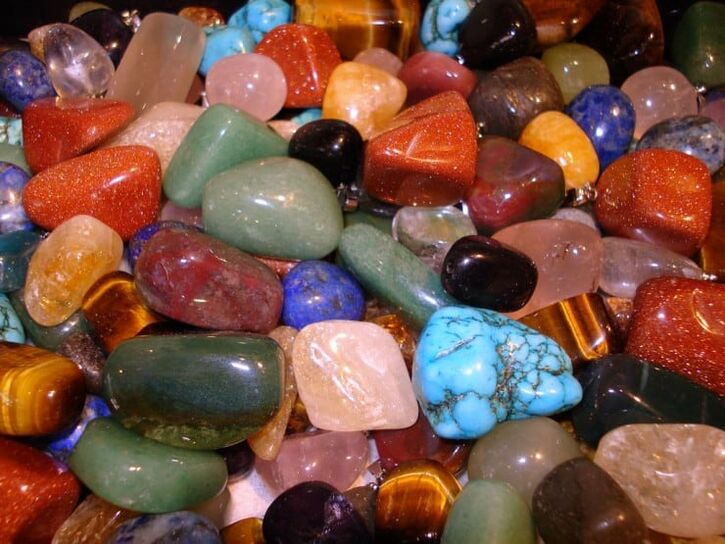 Color stones as a lucky charm